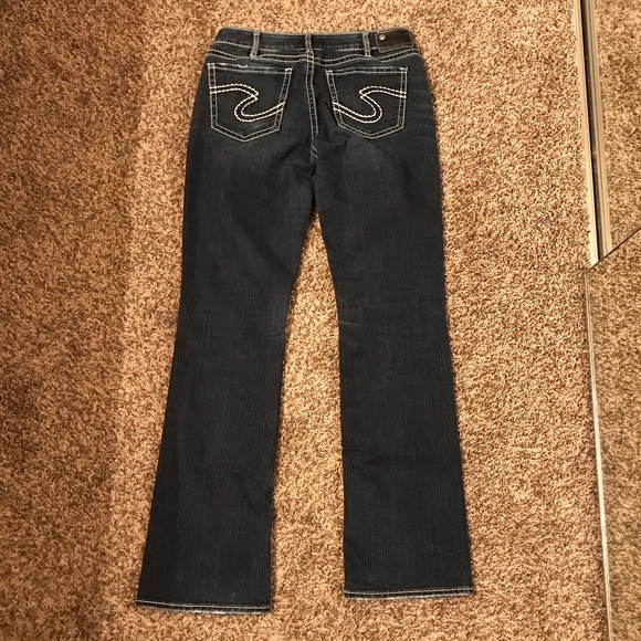 2 identical pairs of Silver suki blue jeans - Picture 7 of 12